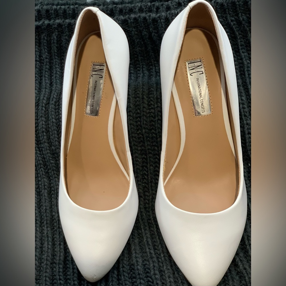 Used- good condition. White  Women's Zitah Pointed Toe Pumps, Created for Macy's